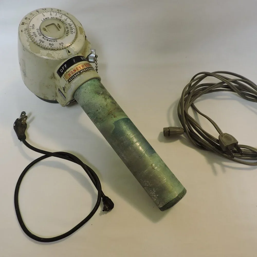 Anitque! HONEYWELL Strobe Flash w/cords .. Potatoe masher